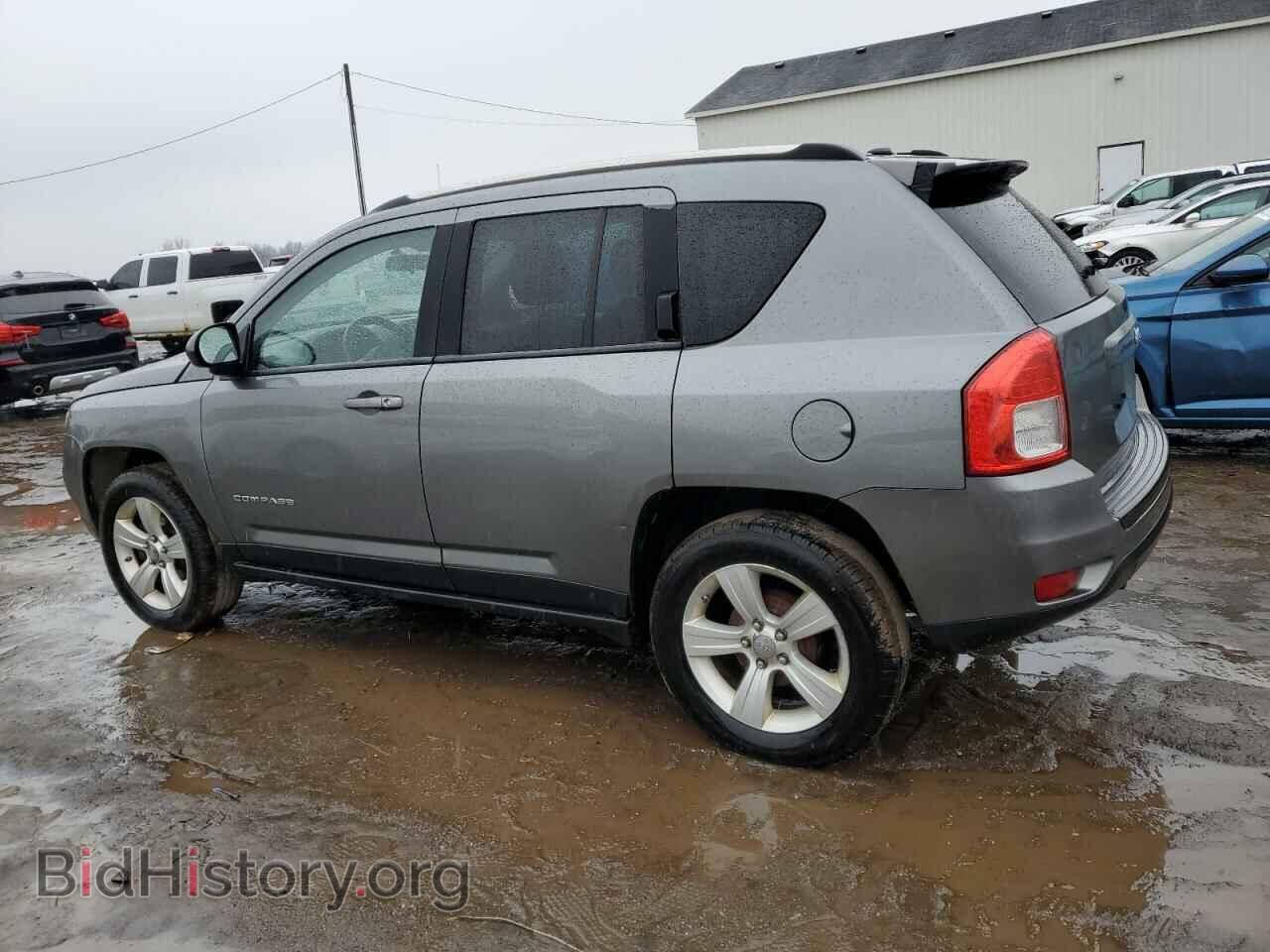 2011 JEEP COMPASS - VIN: 1J4NT1FB2BD252754 - Фото 2