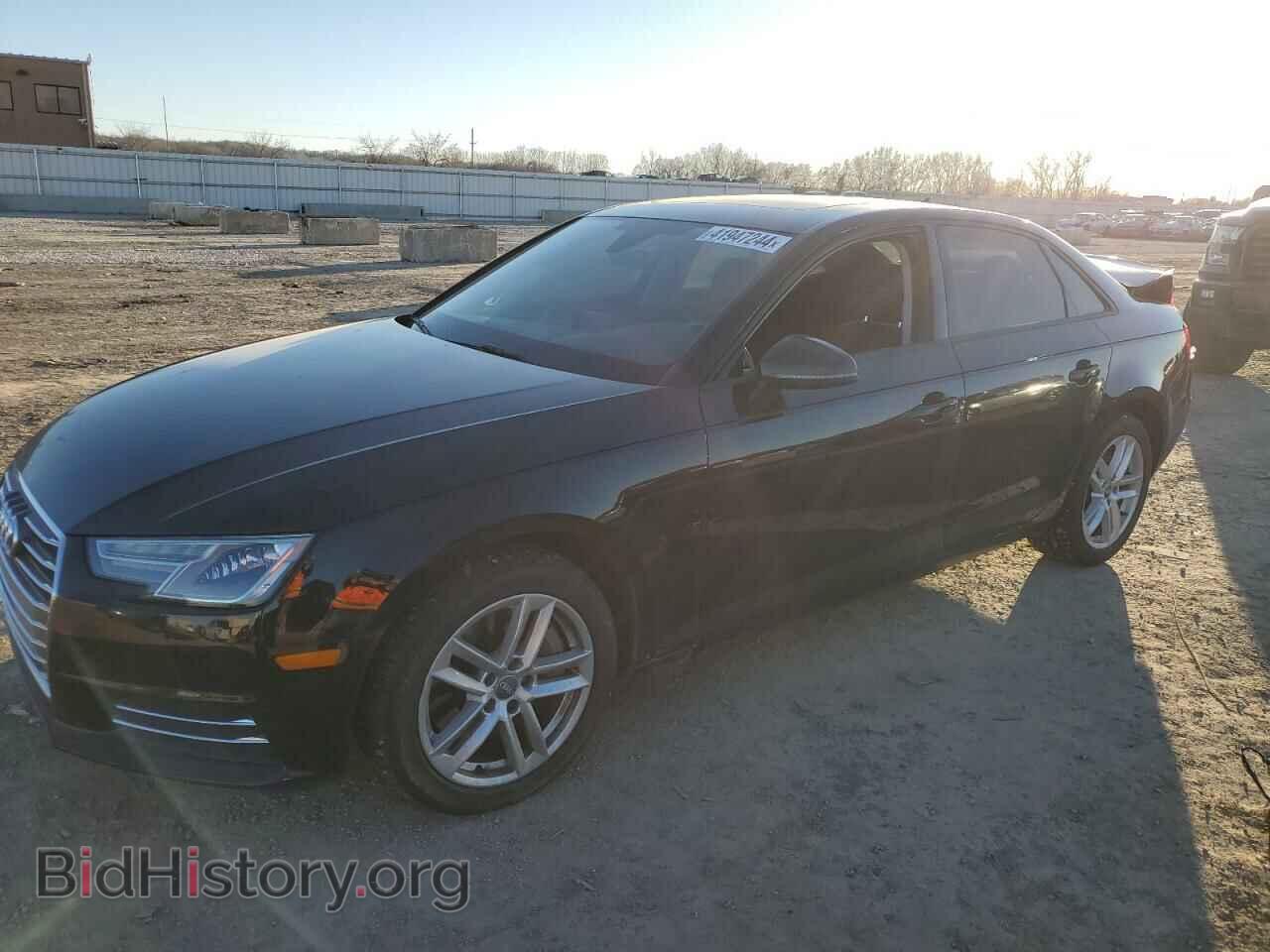 Фотография WAUANAF49HN044032 - AUDI A4 2017