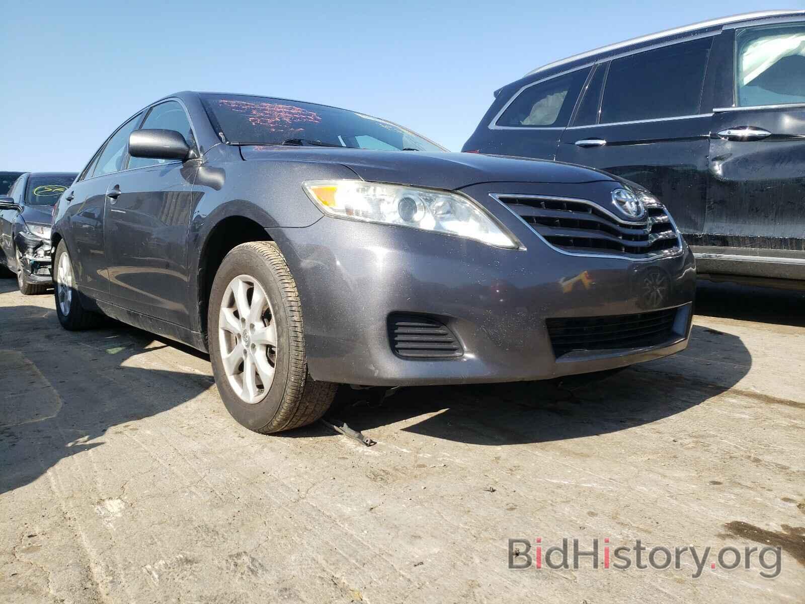 Photo 4T1BF3EK8BU629757 - TOYOTA CAMRY 2011