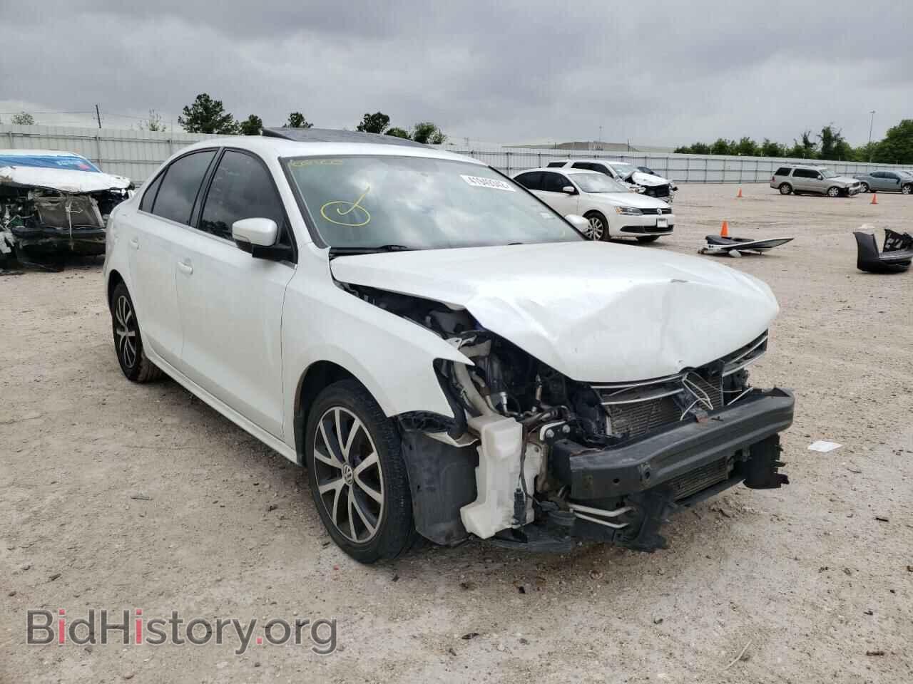 Фотография 3VWDB7AJ2HM256643 - VOLKSWAGEN JETTA 2017