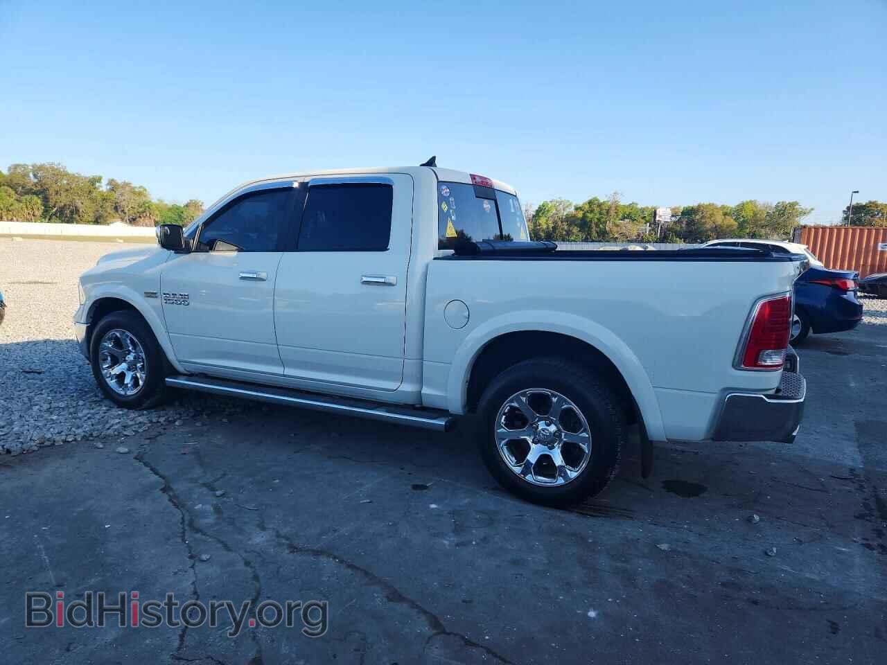 2017 RAM 1500 - VIN: 1C6RR7NT3HS572910 - Фото 2