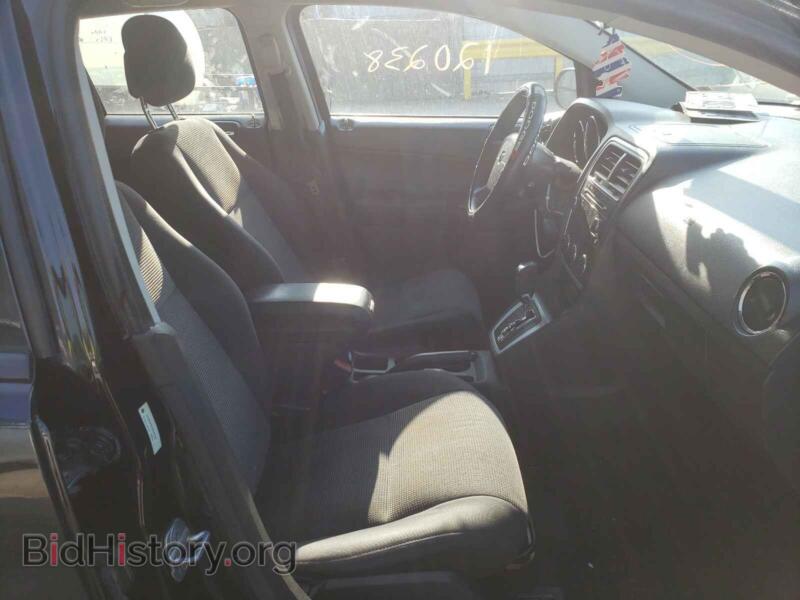 2010 Dodge CALIBER (VIN 1B3CB4HA6AD602747) — photo 5 of 10