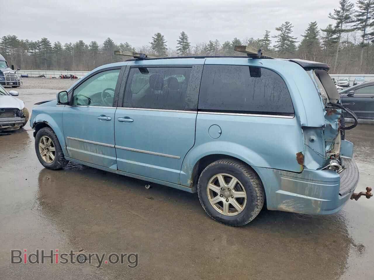 2010 CHRYSLER MINIVAN - VIN: 2A4RR5D14AR243387 - Photo 2