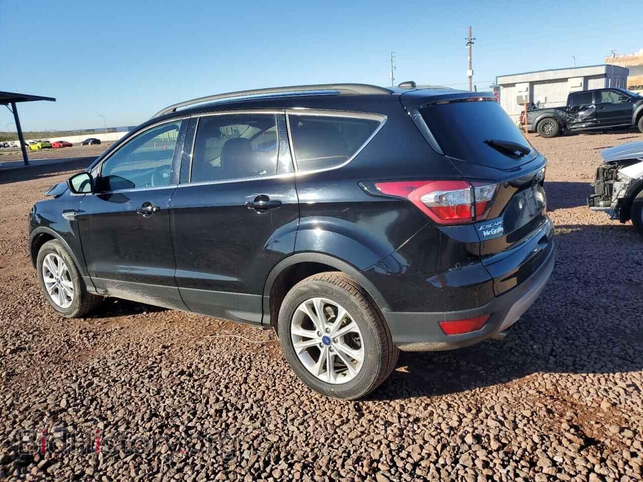 2017 FORD ESCAPE - VIN: 1FMCU9GD1HUC52029 - Photo 2