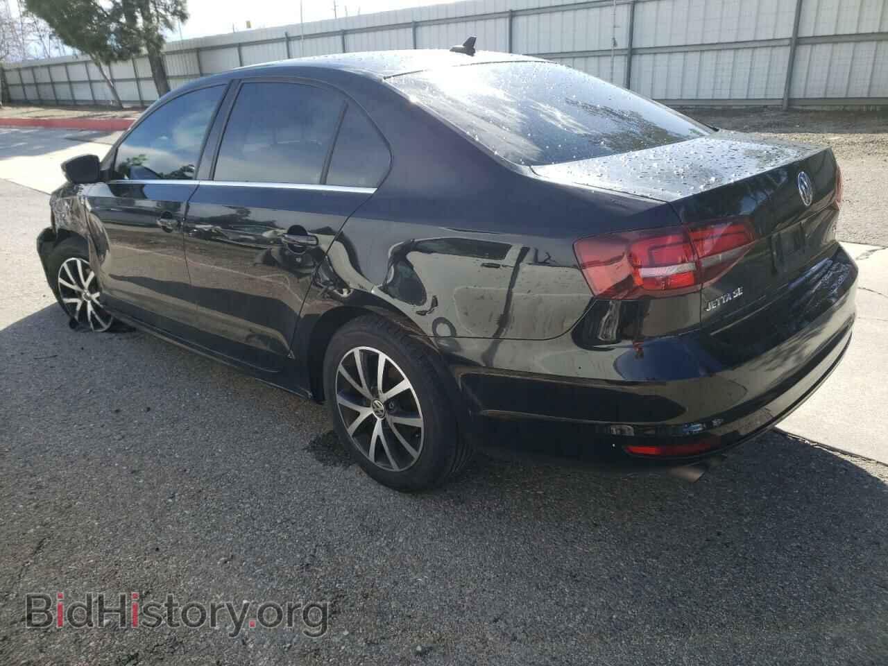 2017 VOLKSWAGEN JETTA - VIN: 3VWDB7AJ6HM228649 - Фото 2