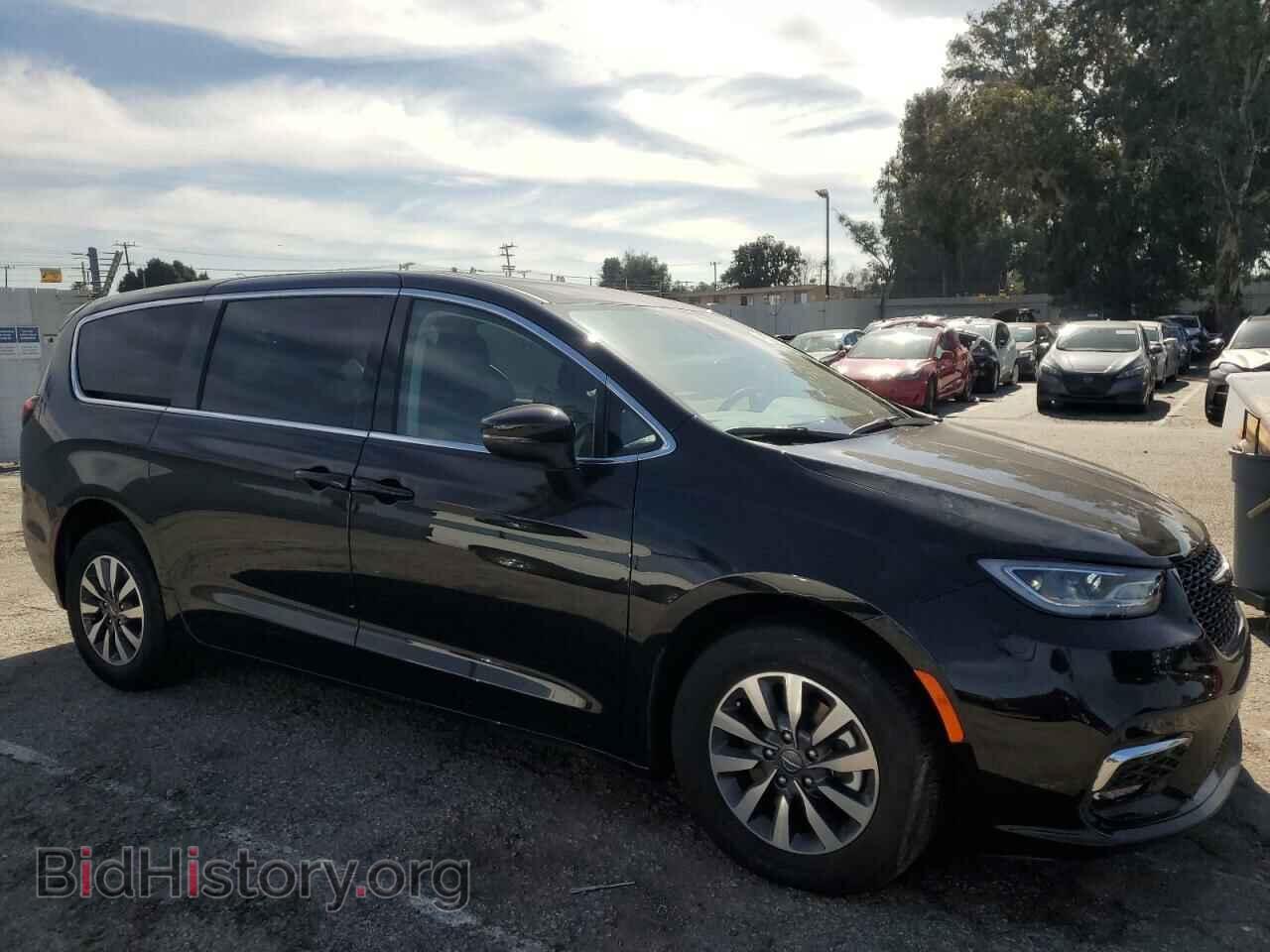 2023 CHRYSLER PACIFICA - VIN: 2C4RC1L78PR630863 - Фото 4
