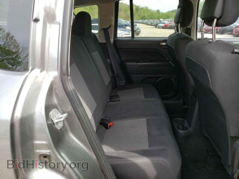 2012 Jeep COMPASS (VIN 1C4NJDEB1CD659643) — фото 6 из 10