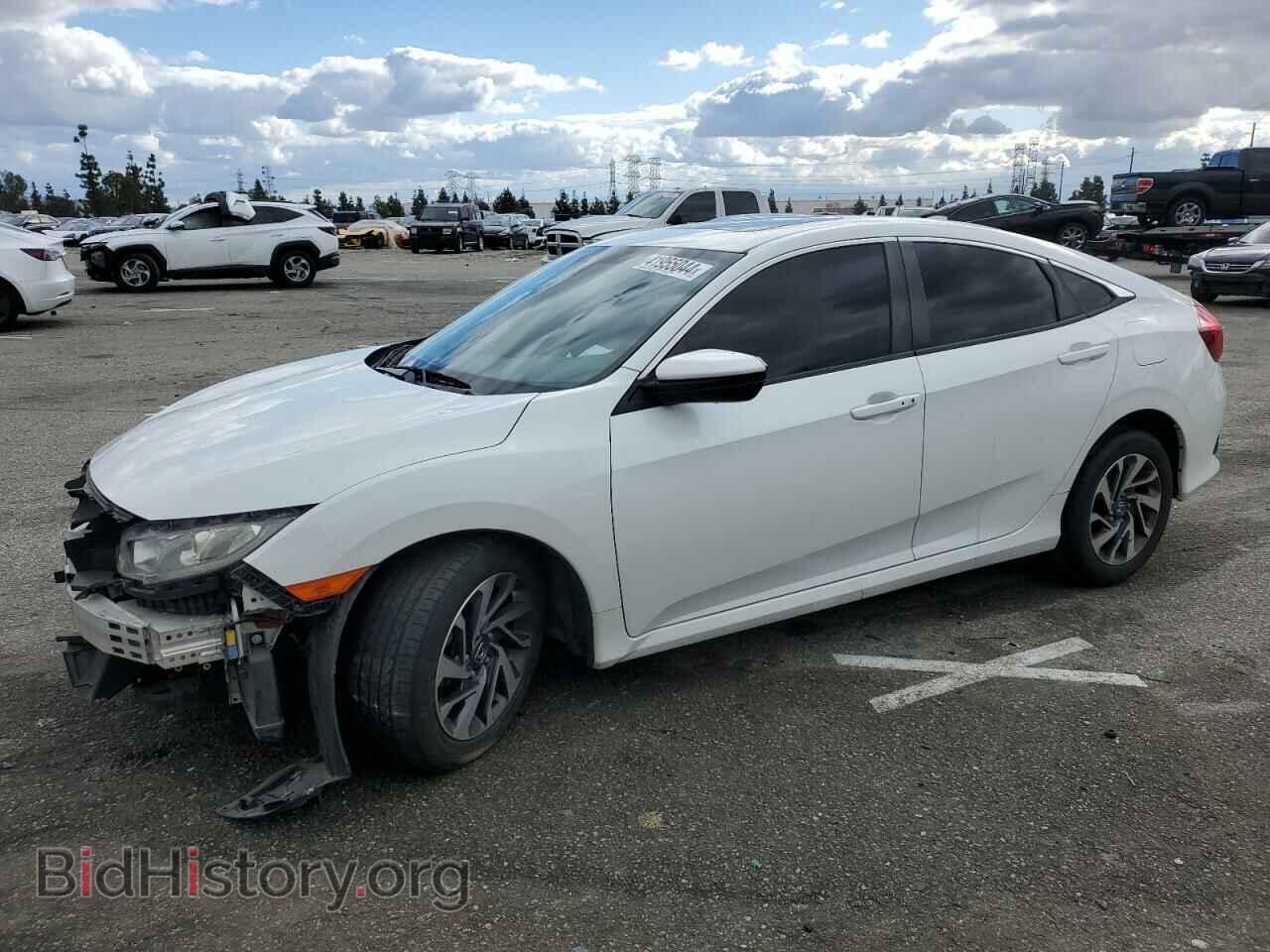 Photo 2HGFC2F72HH516015 - HONDA CIVIC 2017