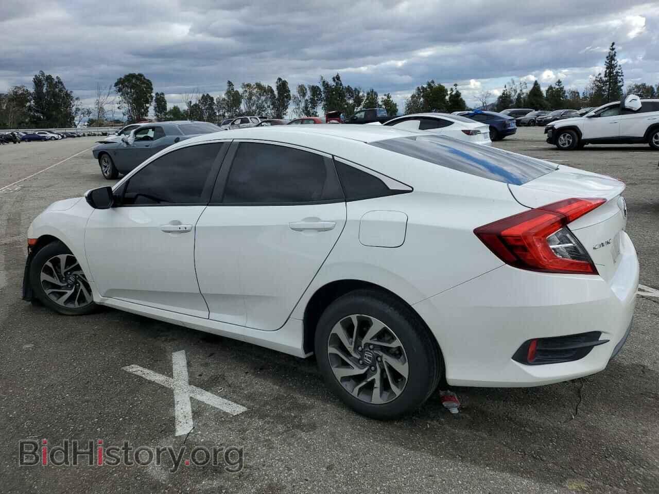 2017 HONDA CIVIC - VIN: 2HGFC2F72HH516015 - Photo 2