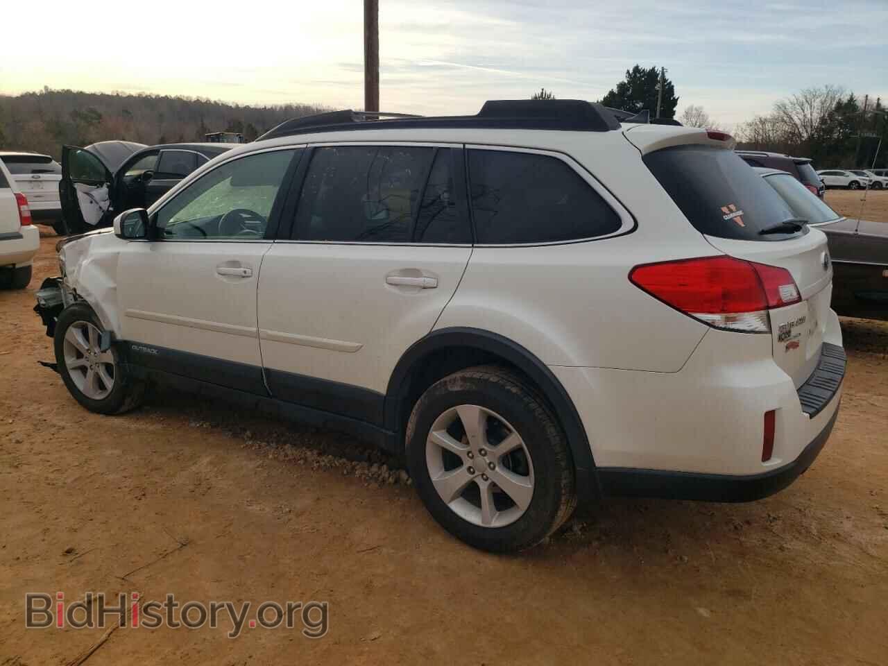 2014 SUBARU OUTBACK - VIN: 4S4BRCDC8E3293510 - Photo 2