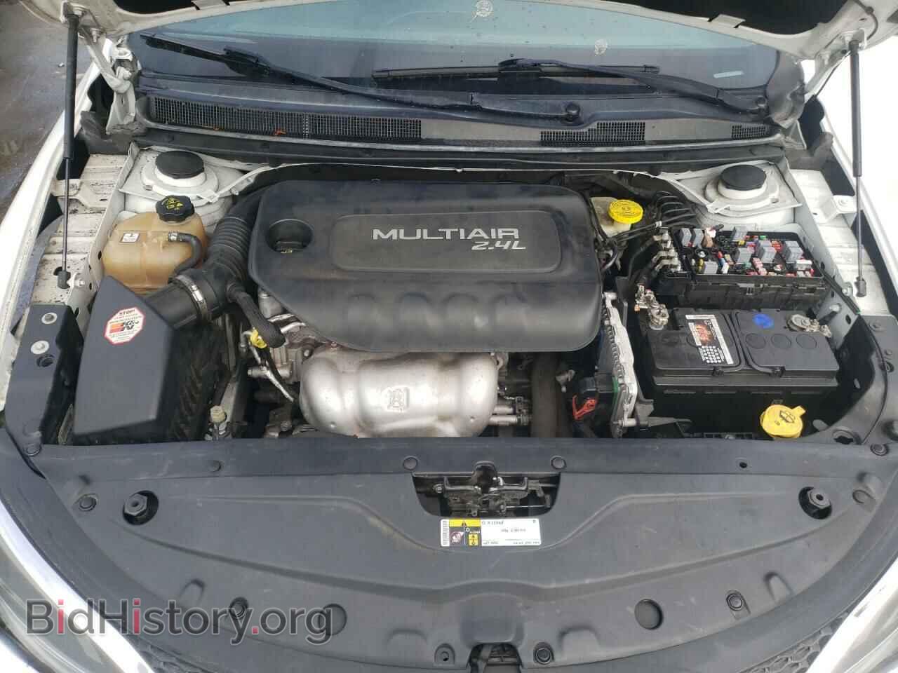 2016 CHRYSLER 200 - VIN: 1C3CCCAB7GN168077 - Фото 7