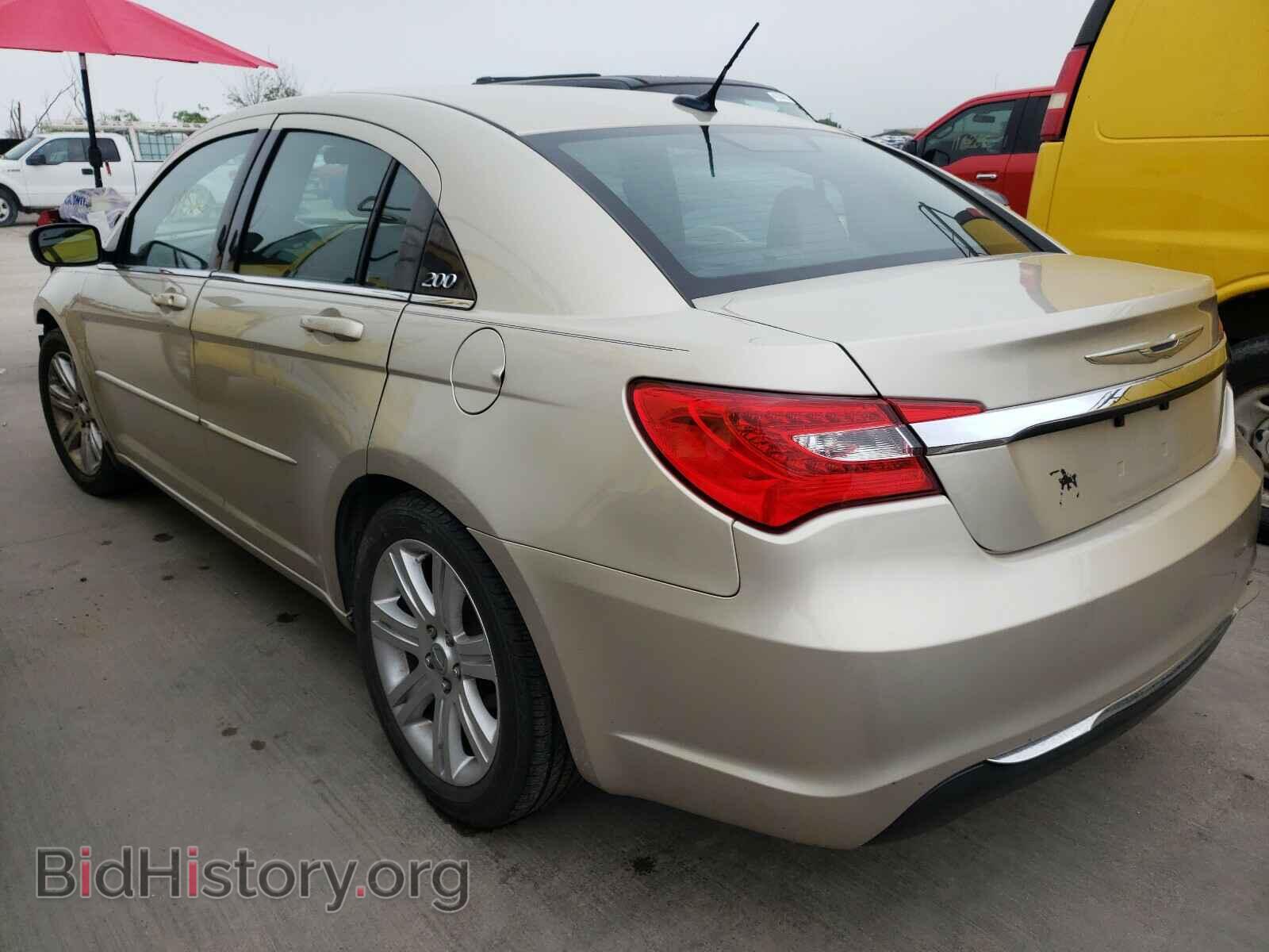 2013 CHRYSLER 200 - VIN: 1C3CCBBB3DN704334 - Фото 3