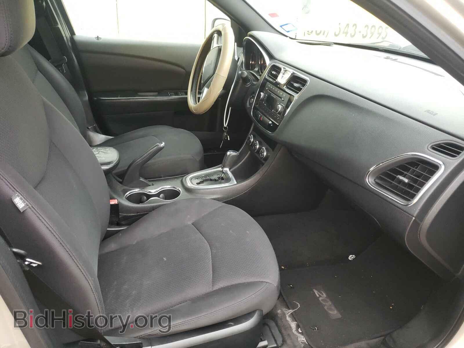 2013 CHRYSLER 200 - VIN: 1C3CCBBB3DN704334 - Фото 5
