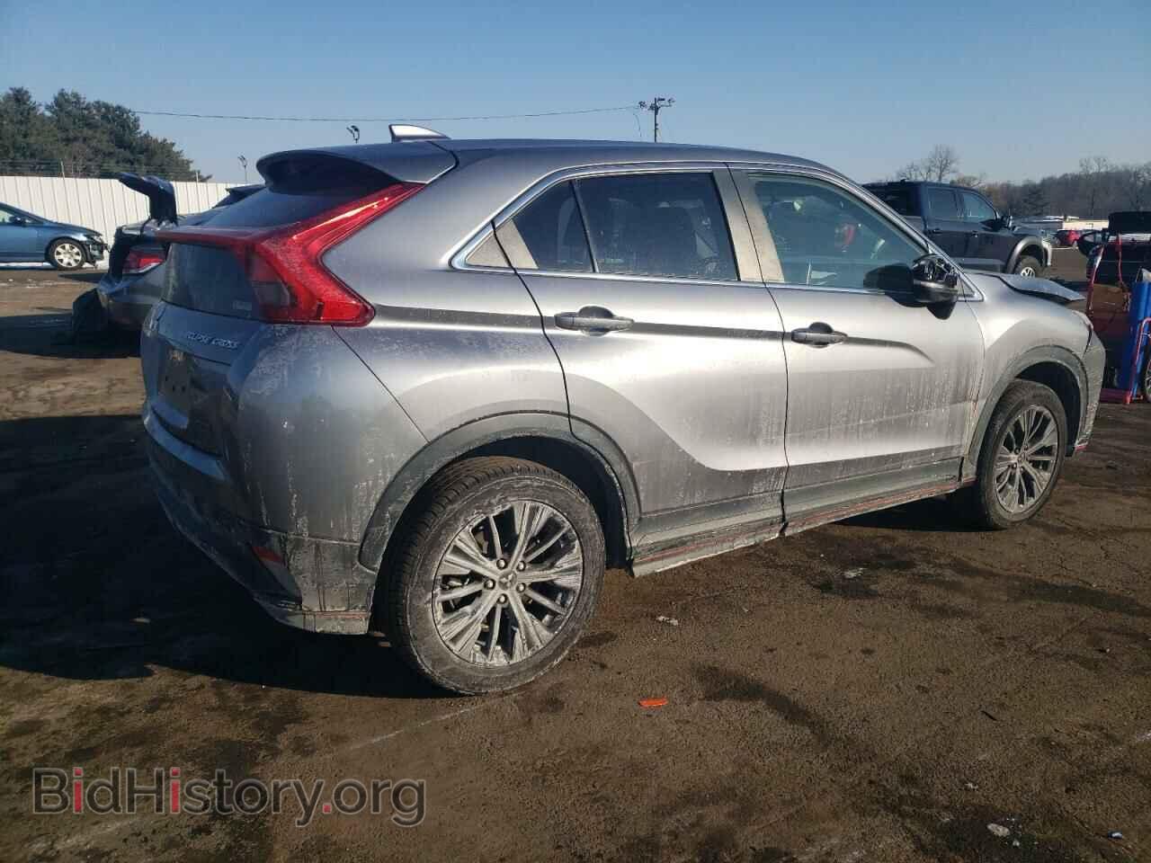 2018 MITSUBISHI ECLIPSE - VIN: JA4AT4AA6JZ063654 - Фото 3