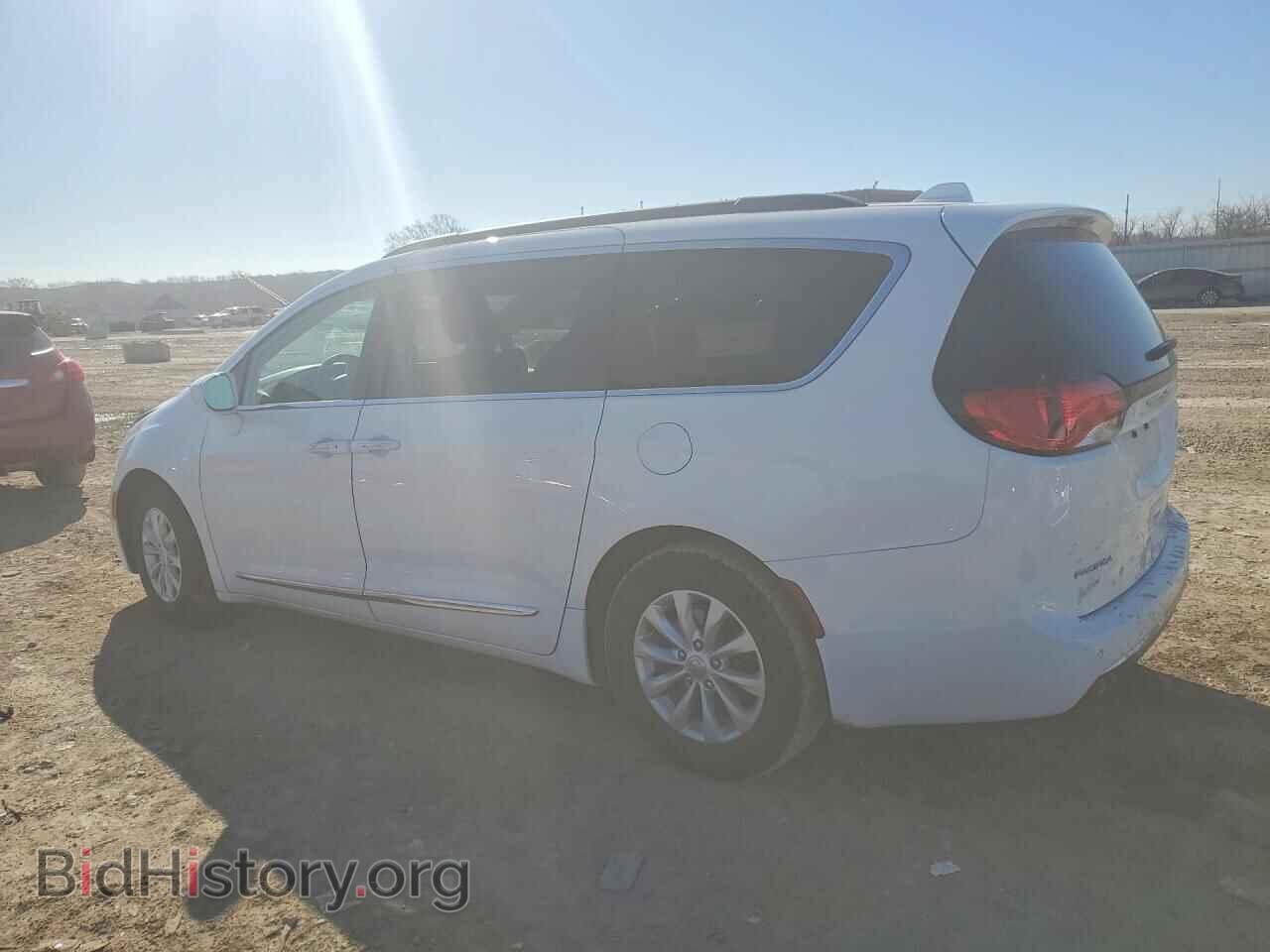 2017 CHRYSLER PACIFICA - VIN: 2C4RC1BG7HR523418 - Фото 2