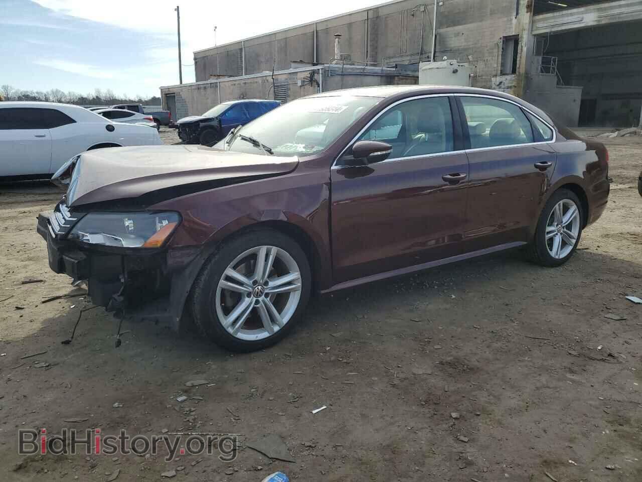 Фотография 1VWBM7A30CC045955 - VOLKSWAGEN PASSAT 2012
