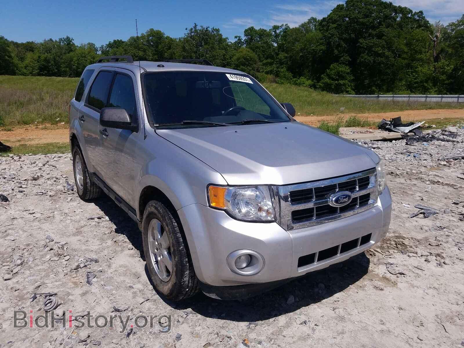 Фотография 1FMCU0D71BKA31172 - FORD ESCAPE 2011