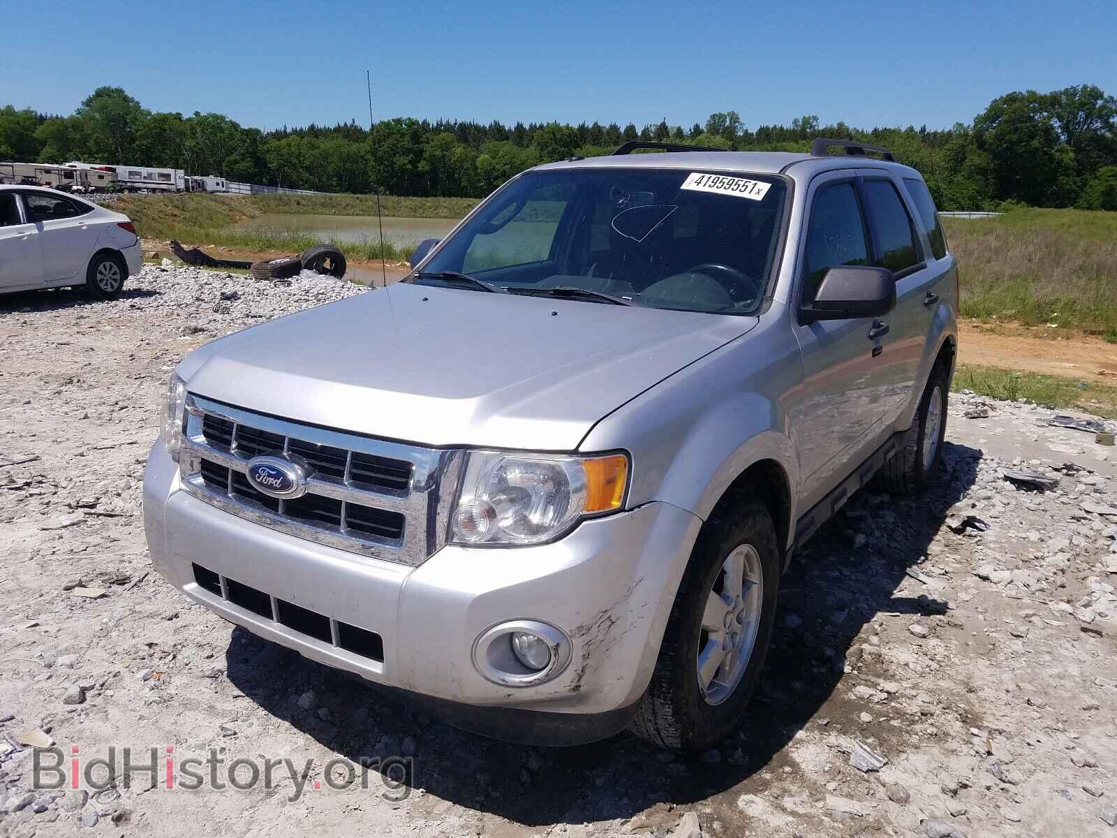 2011 FORD ESCAPE - VIN: 1FMCU0D71BKA31172 - Photo 2