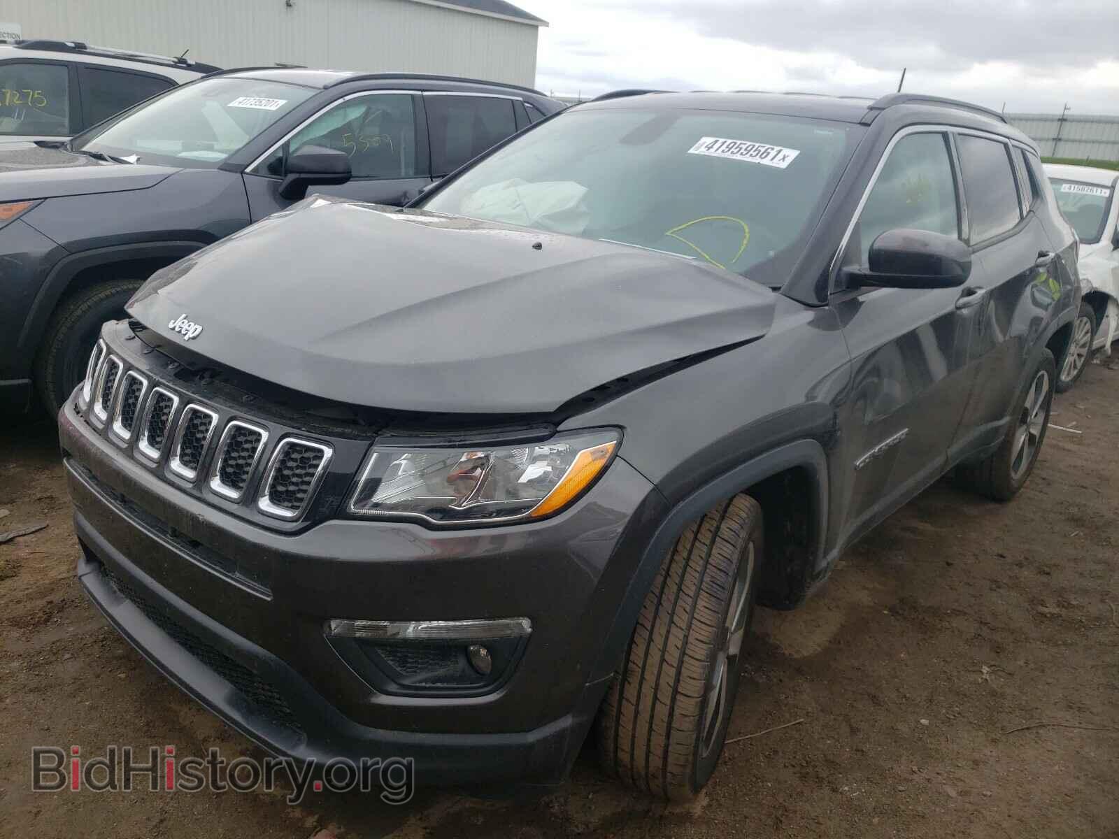 2018 JEEP COMPASS - VIN: 3C4NJDBB4JT135785 - Фото 2