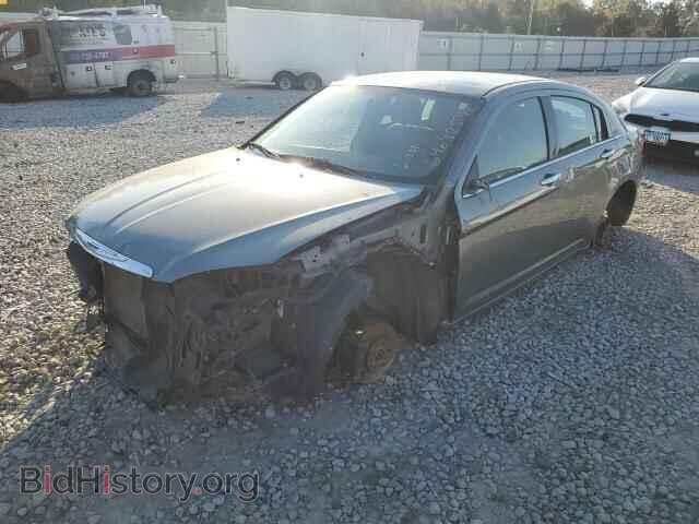 2013 CHRYSLER 200 - VIN: 1C3CCBCG2DN558213 - Фото 2