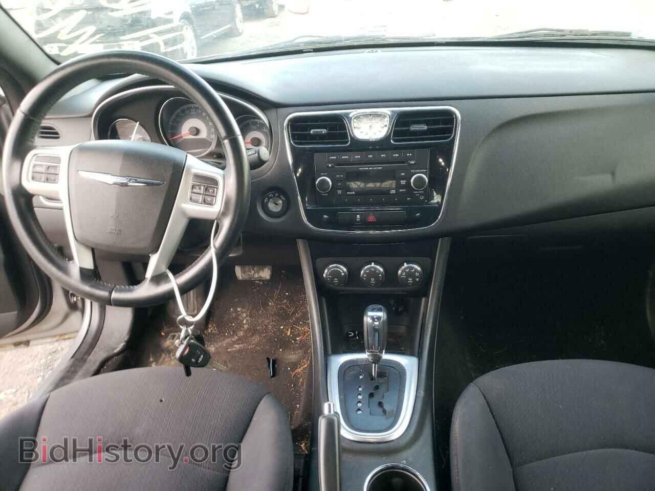 2013 CHRYSLER 200 - VIN: 1C3CCBBG3DN532737 - Фото 8