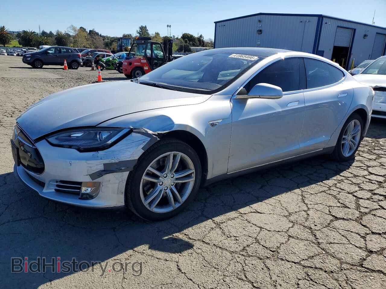 Фотография 5YJSA1CP1DFP16661 - TESLA MODEL S 2013