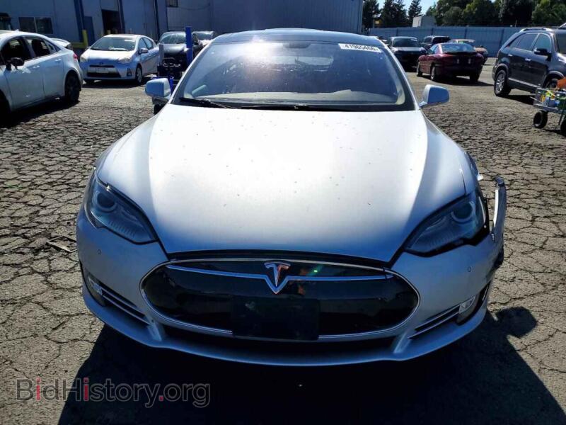 2013 Tesla MODEL S (VIN 5YJSA1CP1DFP16661) — фото 5 из 12