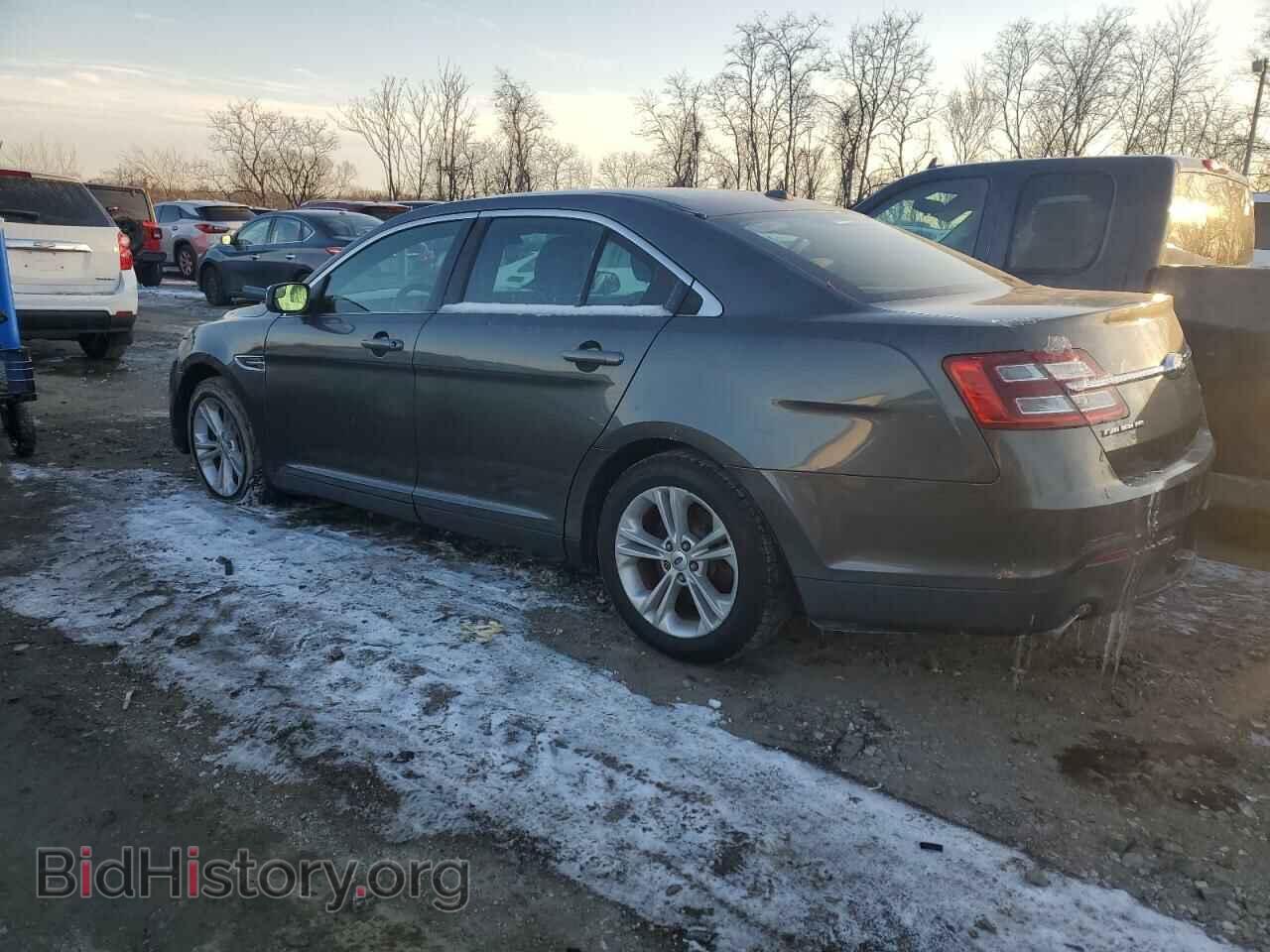 2015 FORD TAURUS - VIN: 1FAHP2E82FG208606 - Фото 2