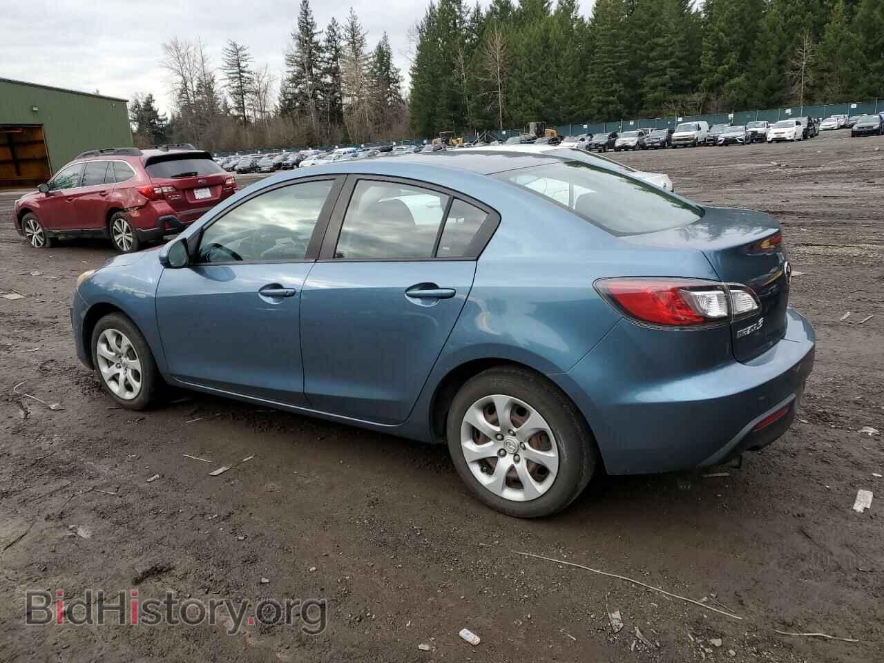 2011 MAZDA 3 - VIN: JM1BL1UG1B1416732 - Фото 2