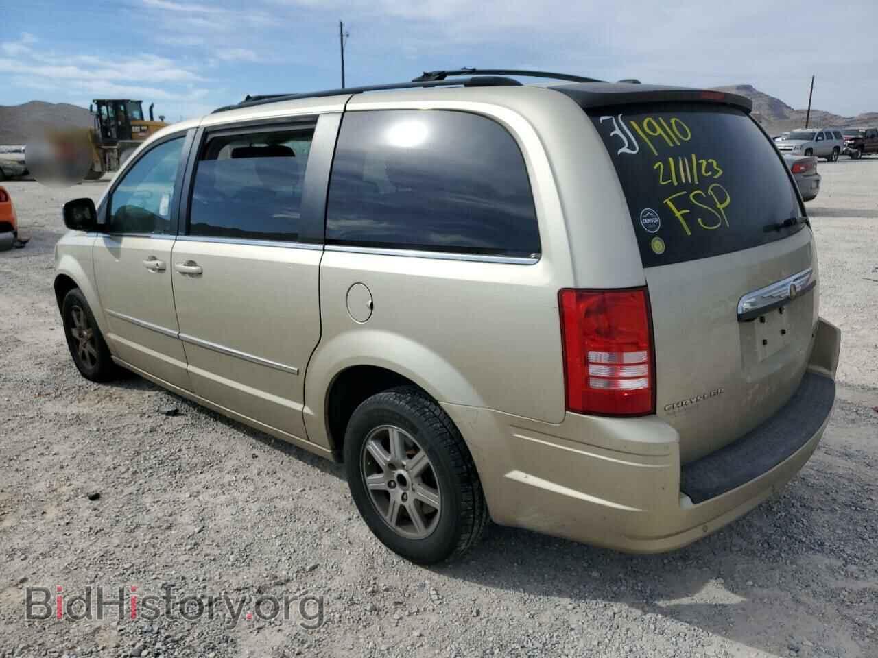 2010 CHRYSLER MINIVAN - VIN: 2A4RR5D15AR179005 - Фото 2