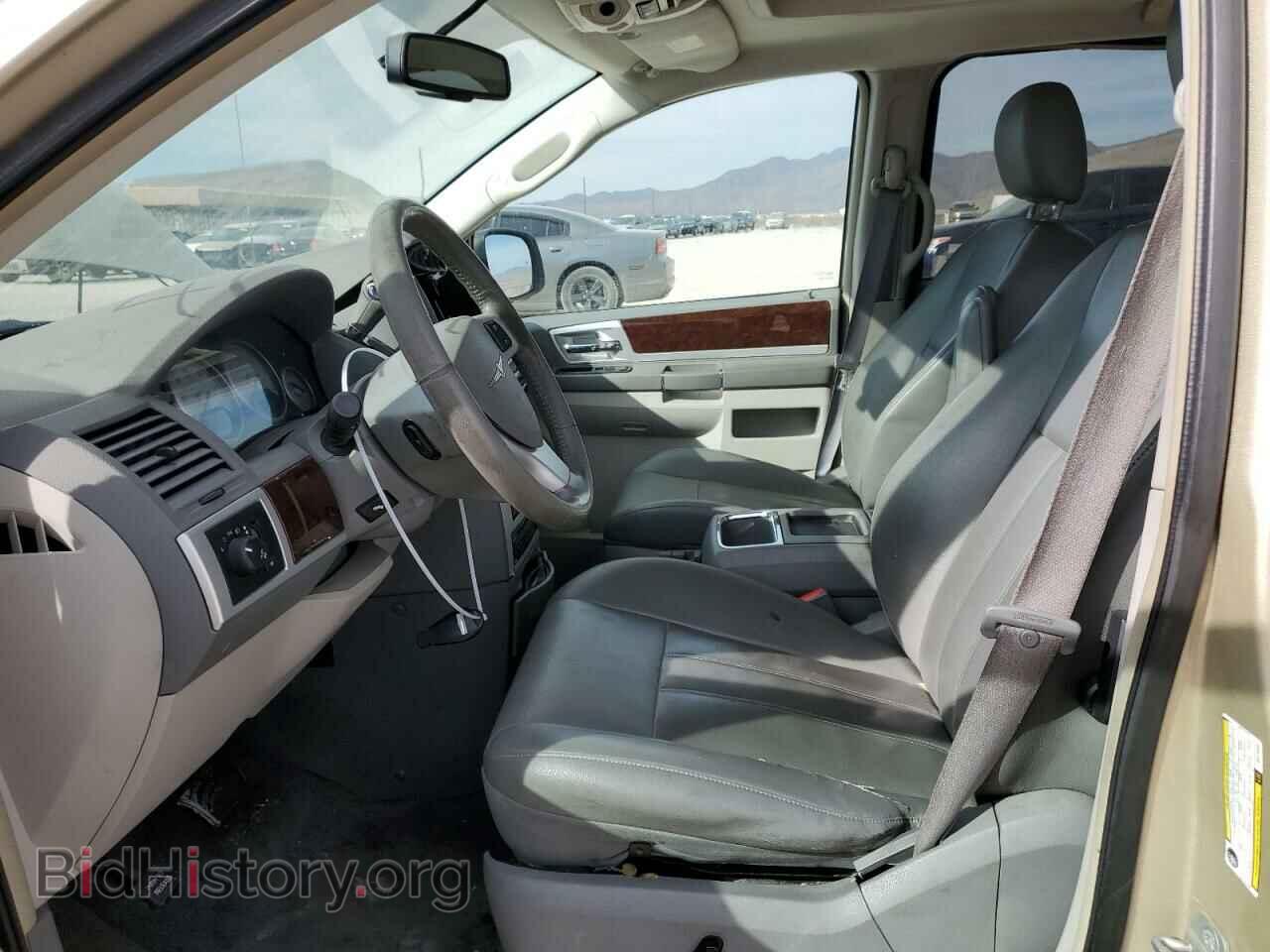 2010 CHRYSLER MINIVAN - VIN: 2A4RR5D15AR179005 - Фото 7