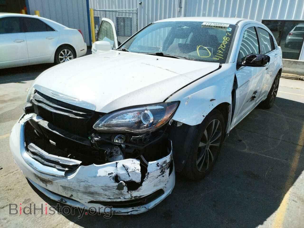 2013 CHRYSLER 200 - VIN: 1C3CCBBB6DN540044 - Фото 2