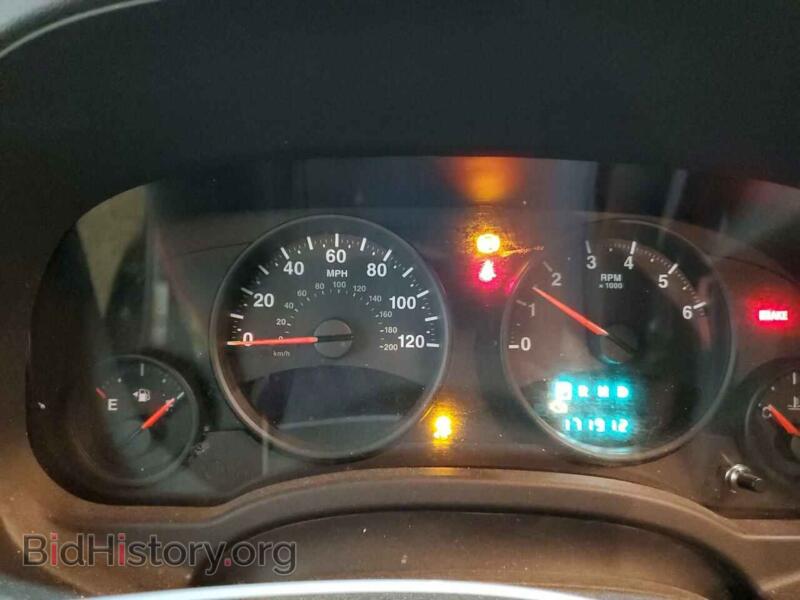 2012 Jeep COMPASS (VIN 1C4NJDEB4CD658390) — photo 9 of 13