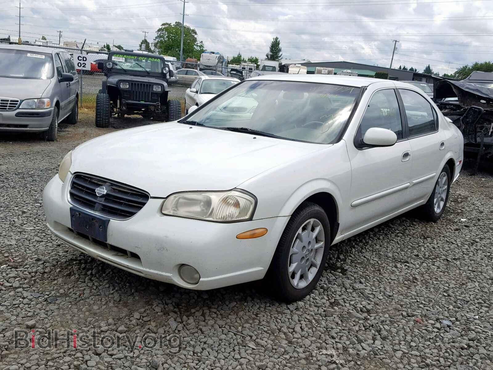 2000 NISSAN MAXIMA - VIN: JN1CA31D3YT703537 - Фото 2