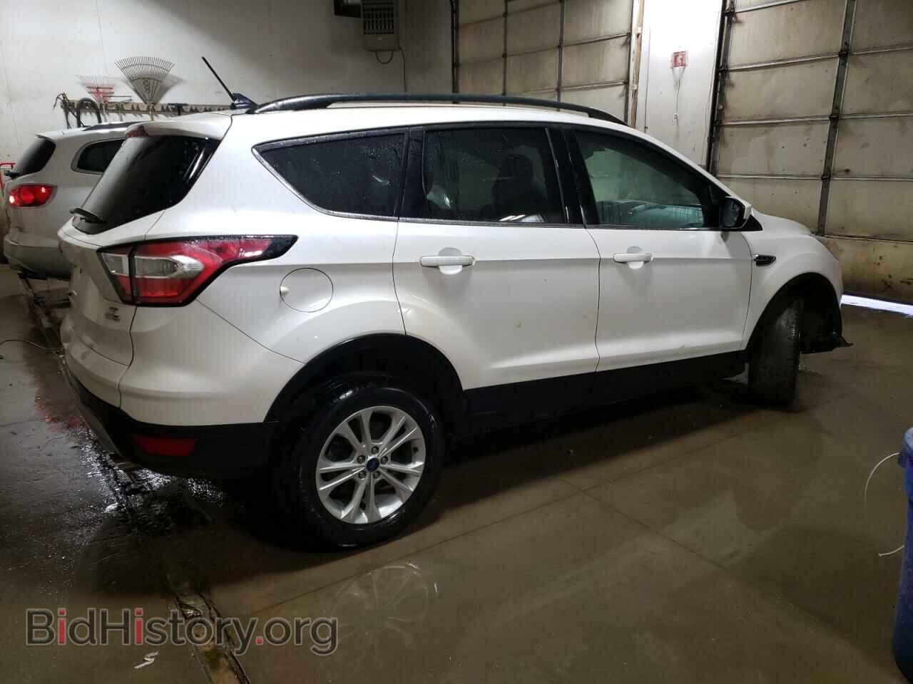 2018 FORD ESCAPE - VIN: 1FMCU9GD9JUB41332 - Фото 3