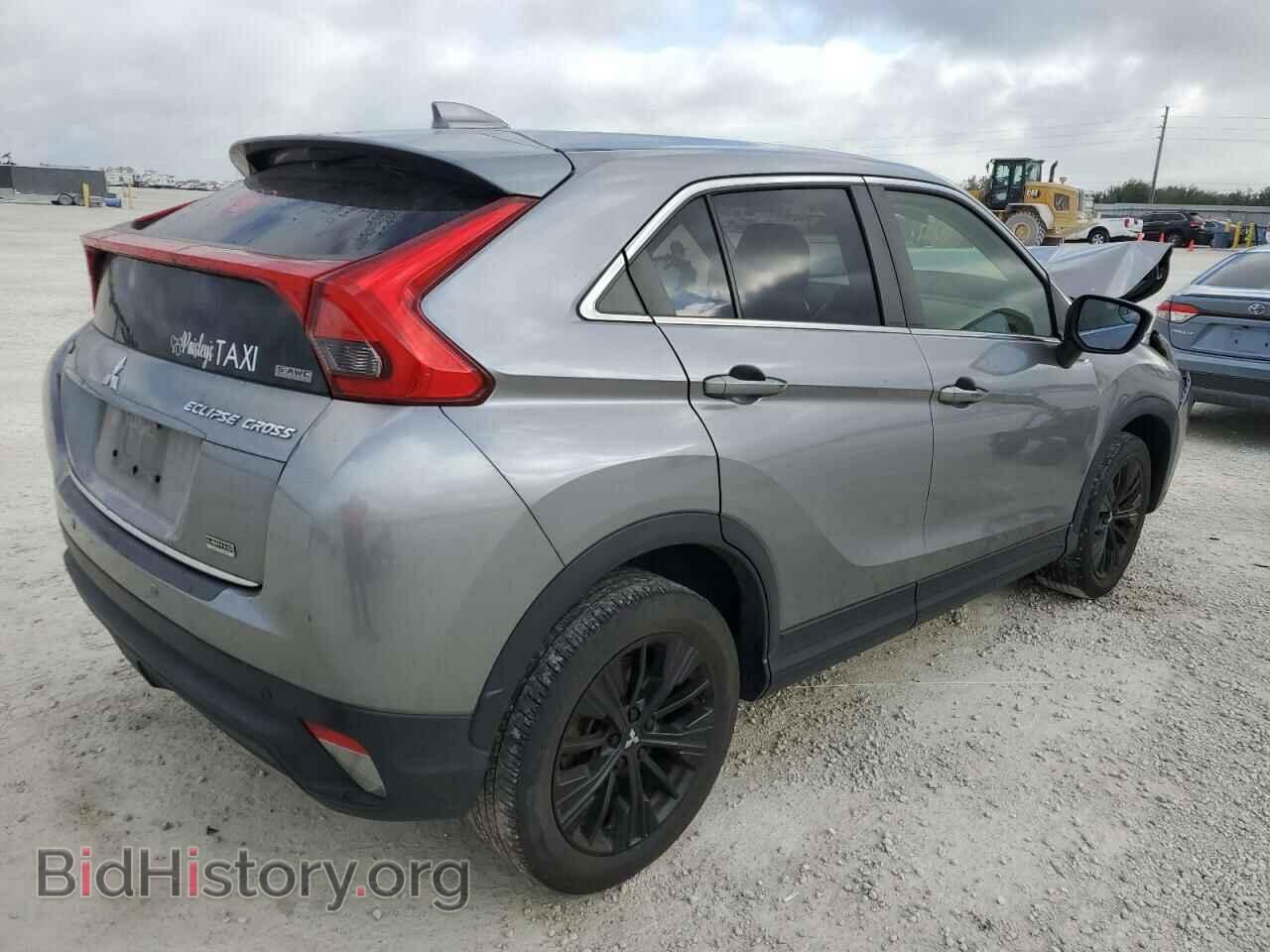 2018 MITSUBISHI ECLIPSE - VIN: JA4AT4AAXJZ068372 - Photo 3