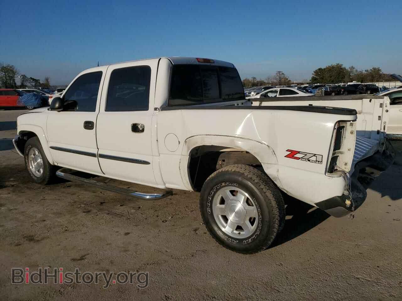 2005 GMC SIERRA - VIN: 2GTEK13T551362123 - Фото 2