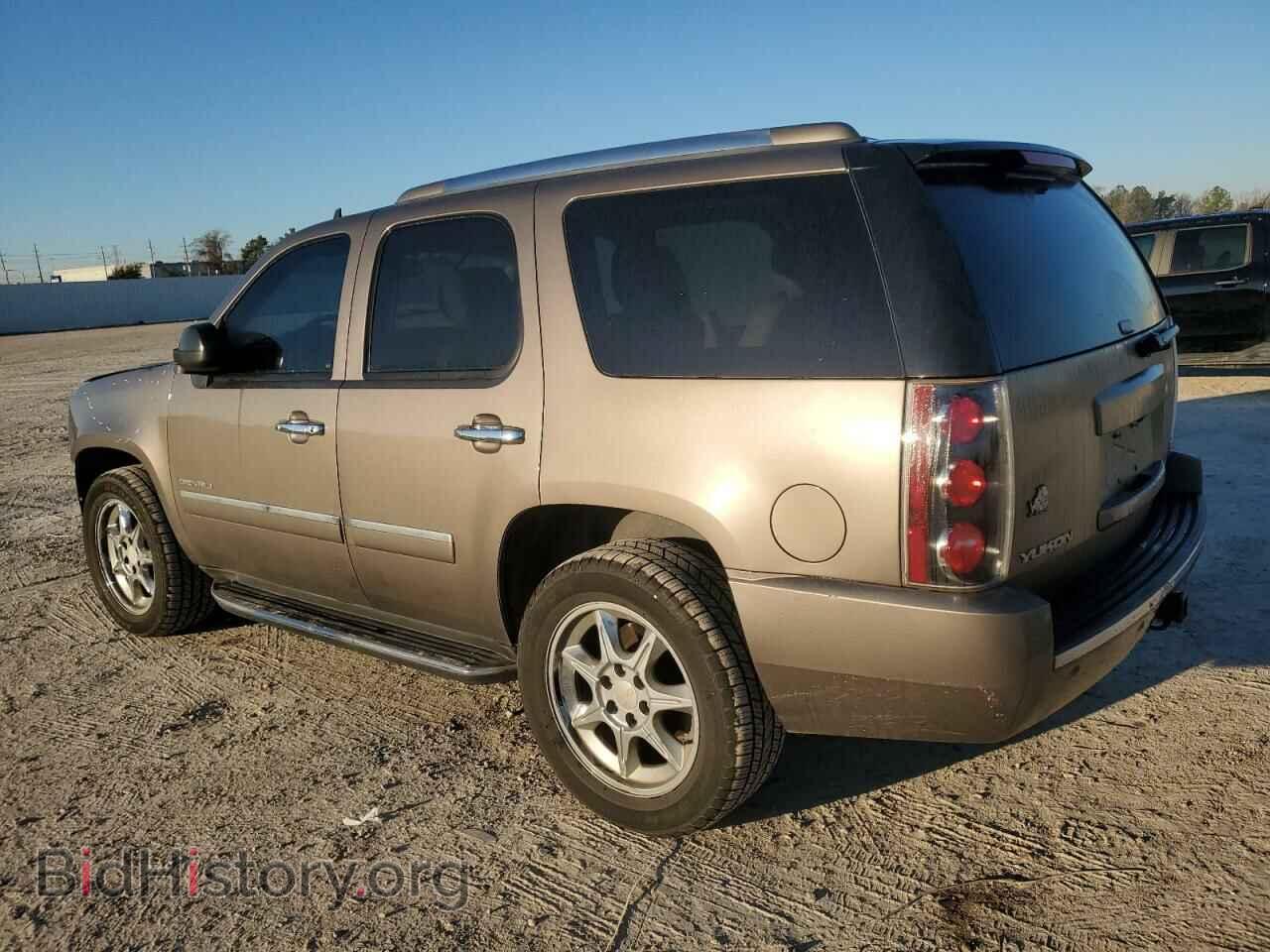 2013 GMC YUKON - VIN: 1GKS1EEF4DR320007 - Photo 2