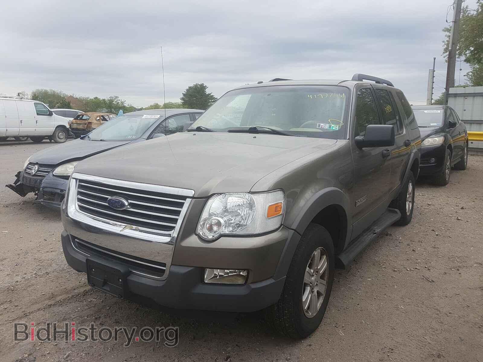 2006 FORD EXPLORER - VIN: 1FMEU73E96UB05966 - Фото 2