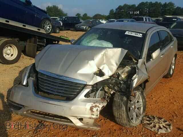 2013 CHRYSLER 200 - VIN: 1C3CCBAB8DN640096 - Фото 2