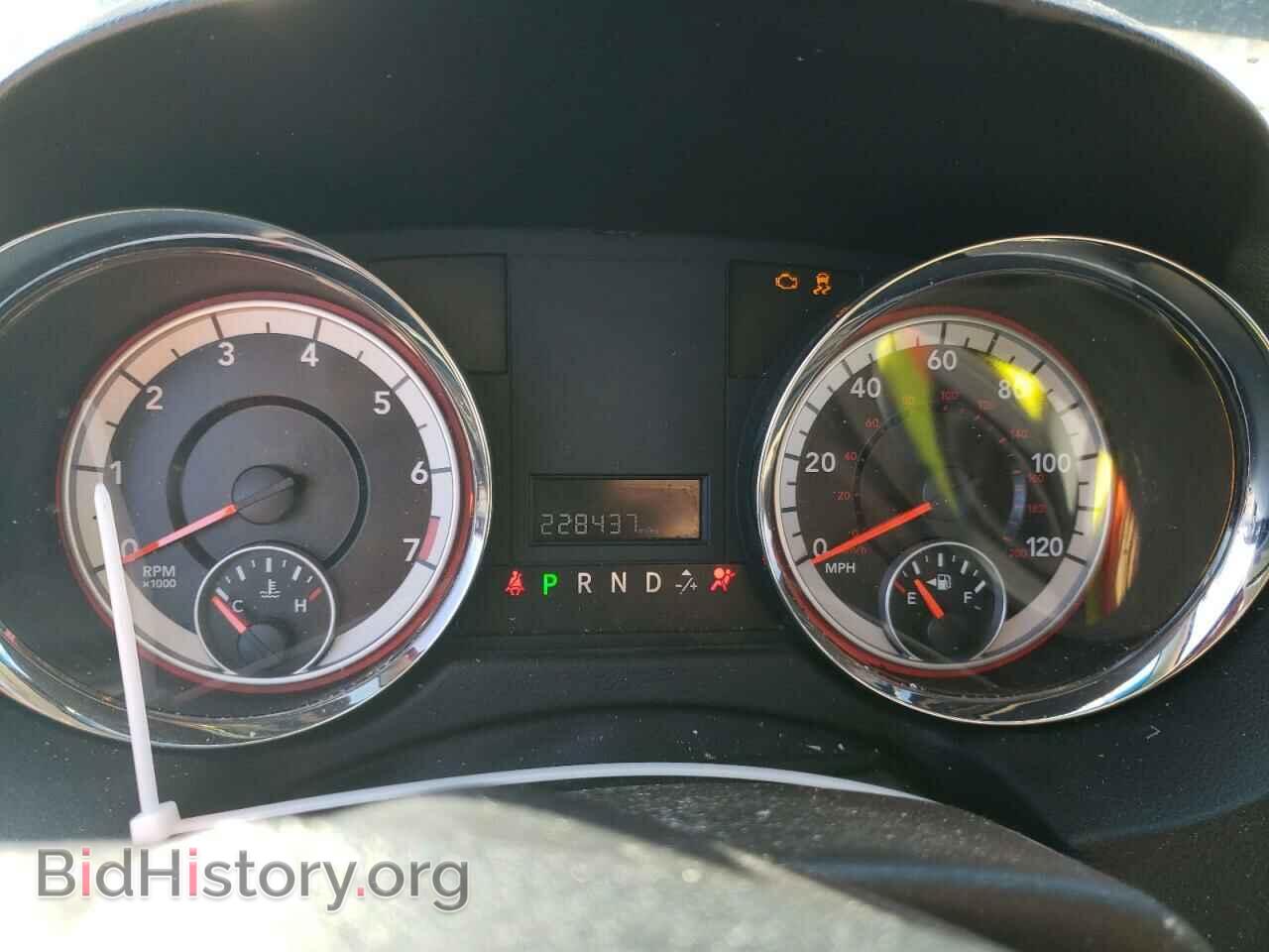 2011 DODGE CARAVAN - VIN: 2D4RN3DG0BR625057 - Photo 9