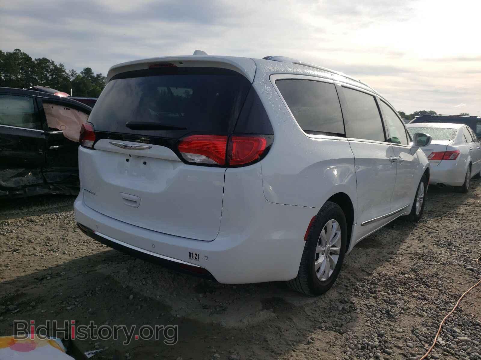 2019 CHRYSLER PACIFICA - VIN: 2C4RC1BG4KR560482 - Photo 4