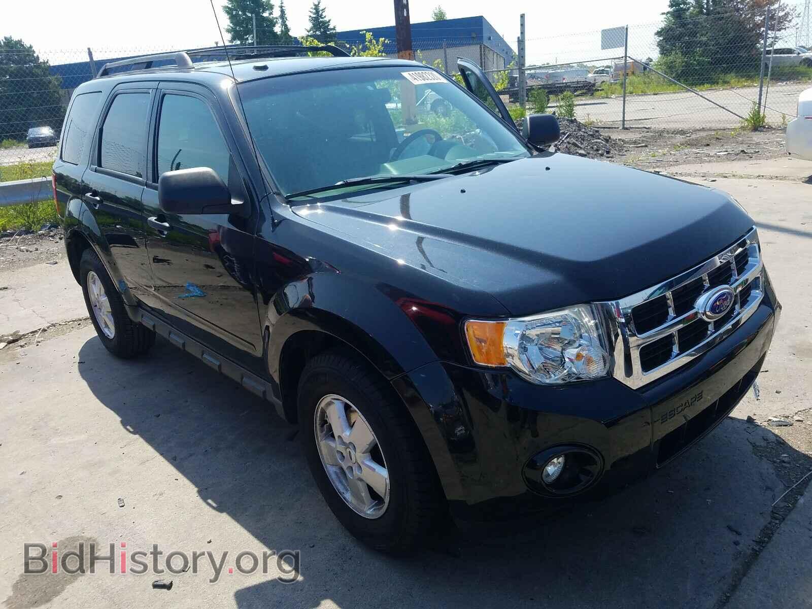 Фотография 1FMCU0D71BKC29217 - FORD ESCAPE 2011