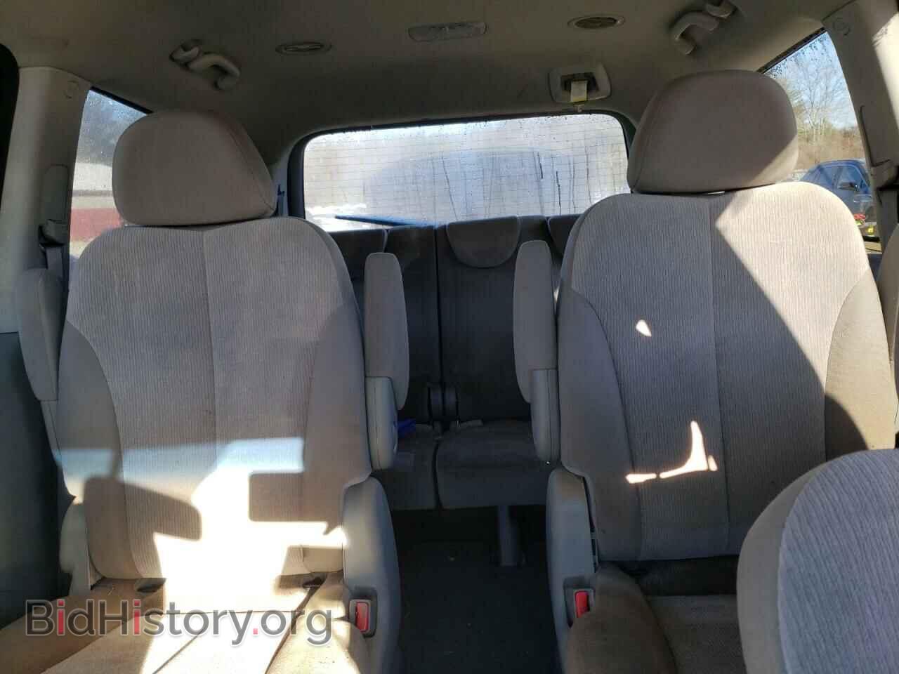 2011 KIA All Models - VIN: KNDMG4C75B6384516 - Фото 10