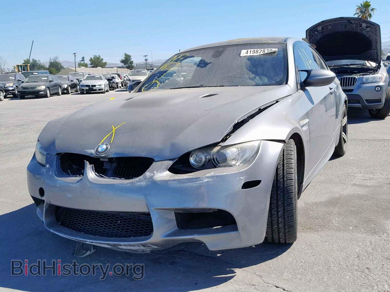 2008 BMW M3 - VIN: WBSWD93528PY41372 - Фото 2