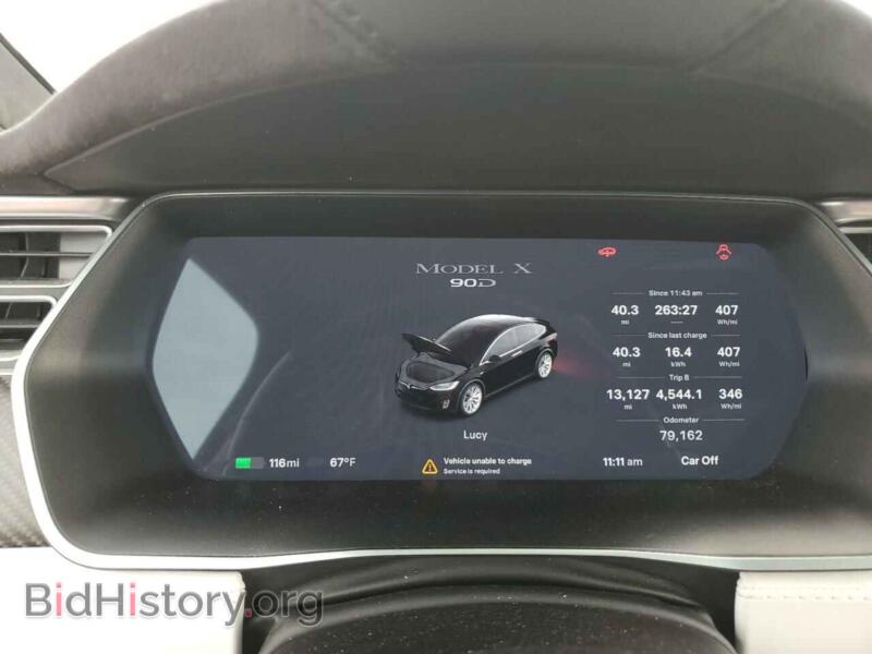2017 Tesla MODEL X (VIN 5YJXCDE2XHF049162) — photo 9 of 12