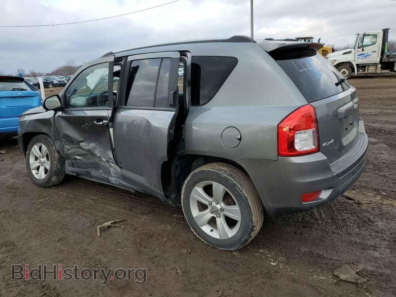 2013 JEEP COMPASS - VIN: 1C4NJDBBXDD243418 - Photo 2
