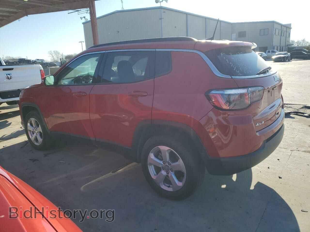 2018 JEEP COMPASS - VIN: 3C4NJDBB2JT328422 - Фото 2