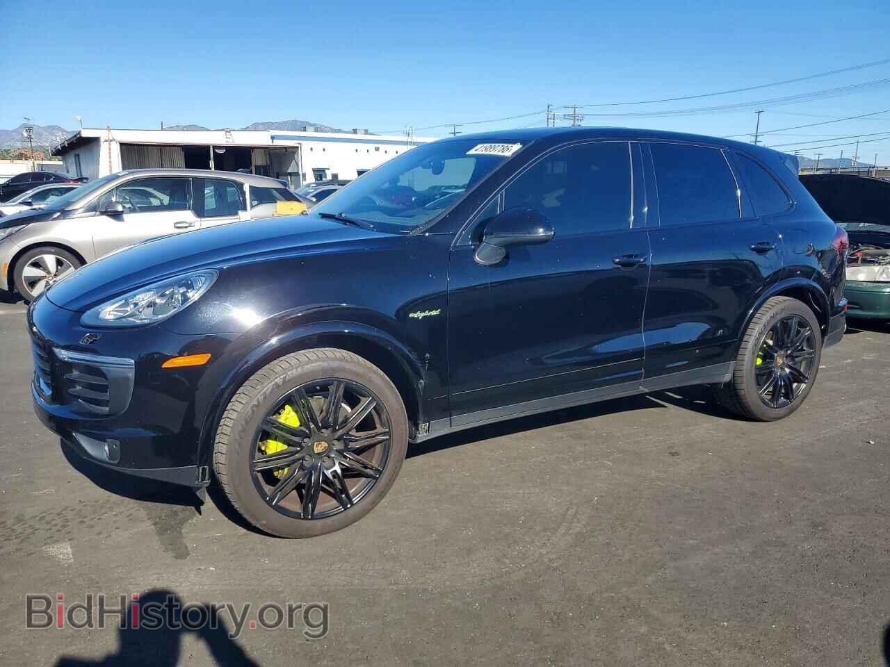 Photo WP1AE2A28HLA70114 - PORSCHE CAYENNE 2017
