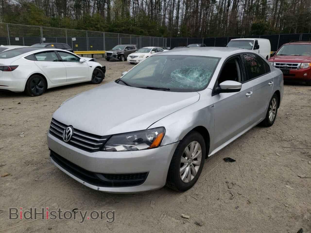 2015 VOLKSWAGEN PASSAT - VIN: 1VWAT7A32FC022647 - Фото 2